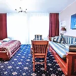 Hotel New Wave 3*