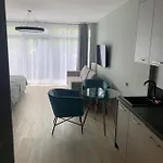New Wave Hotel
