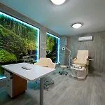 New Wave Hotel