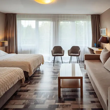 Hotel New Wave 3*