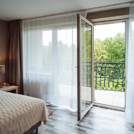 New Wave Hotel Weichsel