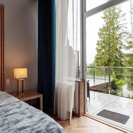 New Wave Hotel